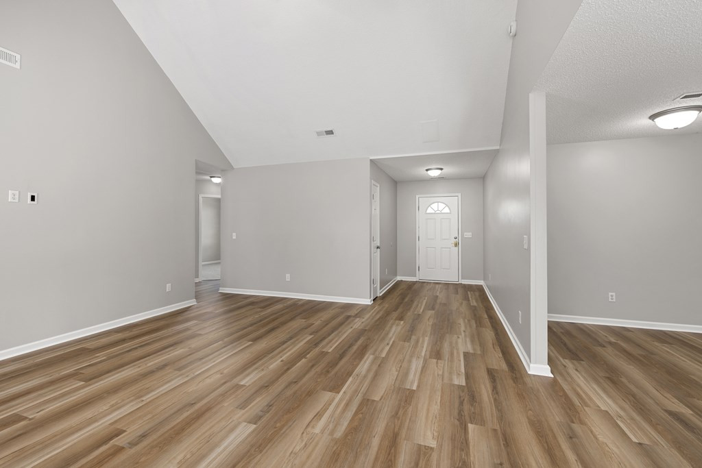 2425 Navigator Circle Dalzell, SC 29040 - Photo 4 of 37