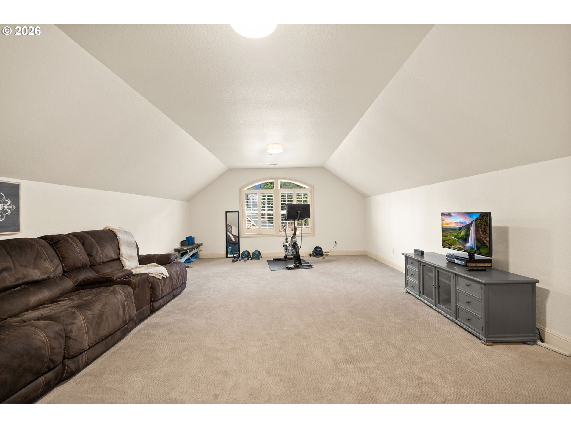 1406 Northwest 44th Avenue Camas, WA 98607 - Photo 33 of 48 a living room with furniture