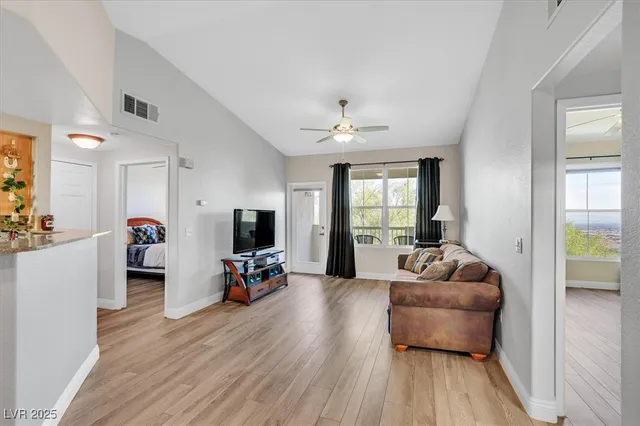 $319,000 | 10550 West Alexander Road, Unit 2007, Las Vegas, NV 89129