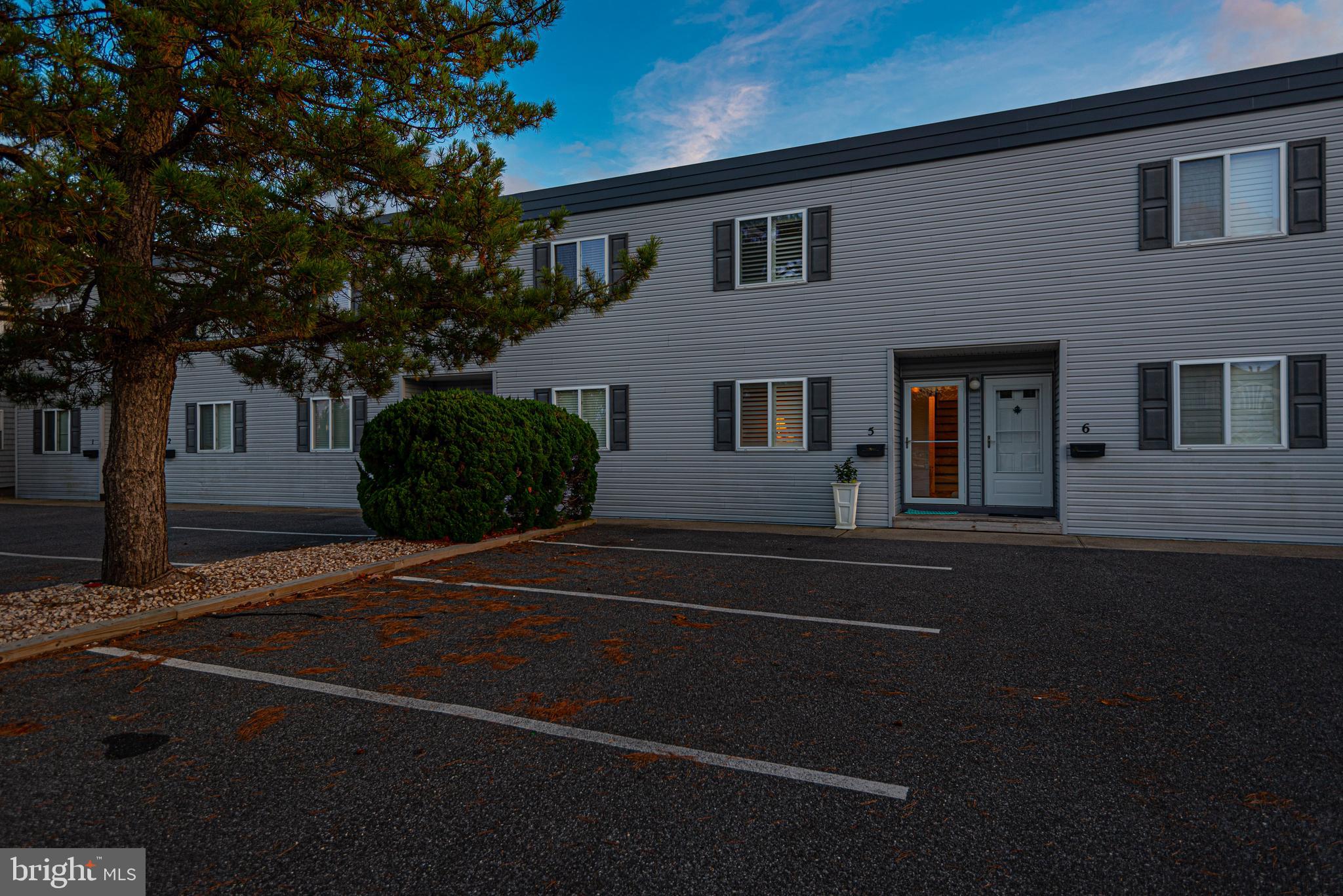 Front Entrance #5A.