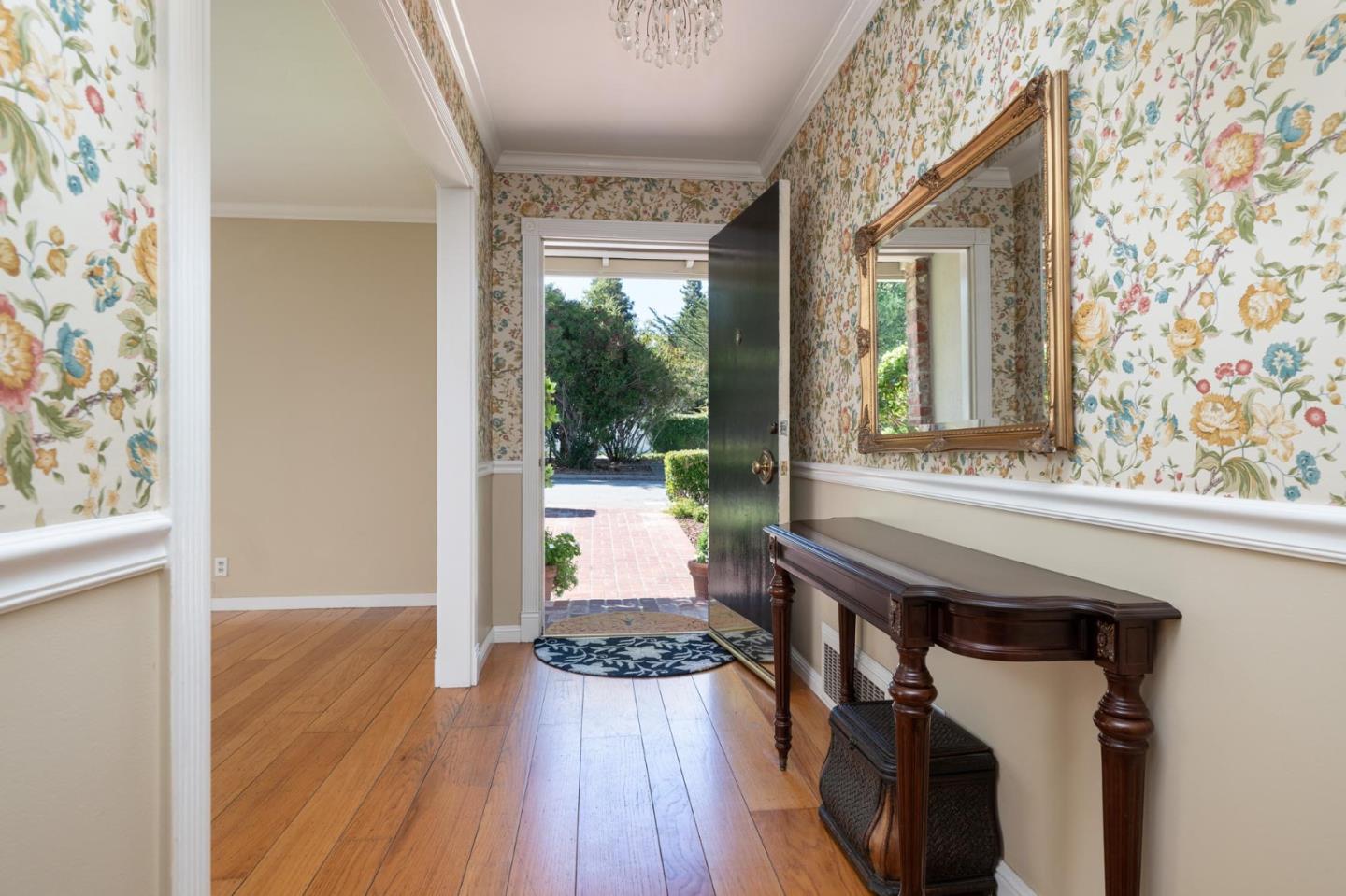 267 Eaton Road San Mateo, CA 94402 - Photo 11 of 34 Gallery Image 11