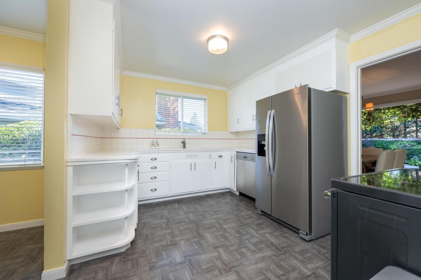 267 Eaton Road San Mateo, CA 94402 - Photo 16 of 34 Gallery Image 16