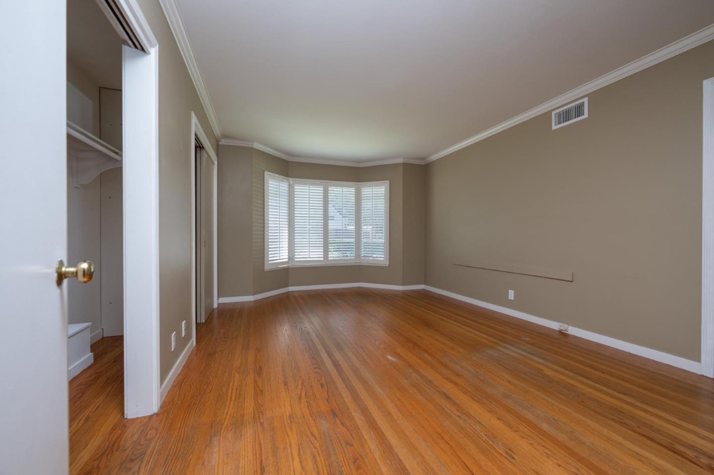 267 Eaton Road San Mateo, CA 94402 - Photo 20 of 34 Gallery Image 20