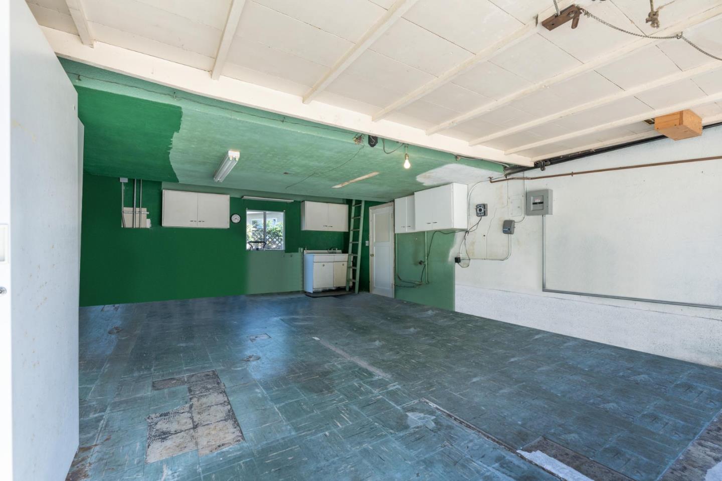 267 Eaton Road San Mateo, CA 94402 - Photo 30 of 34 Gallery Image 30