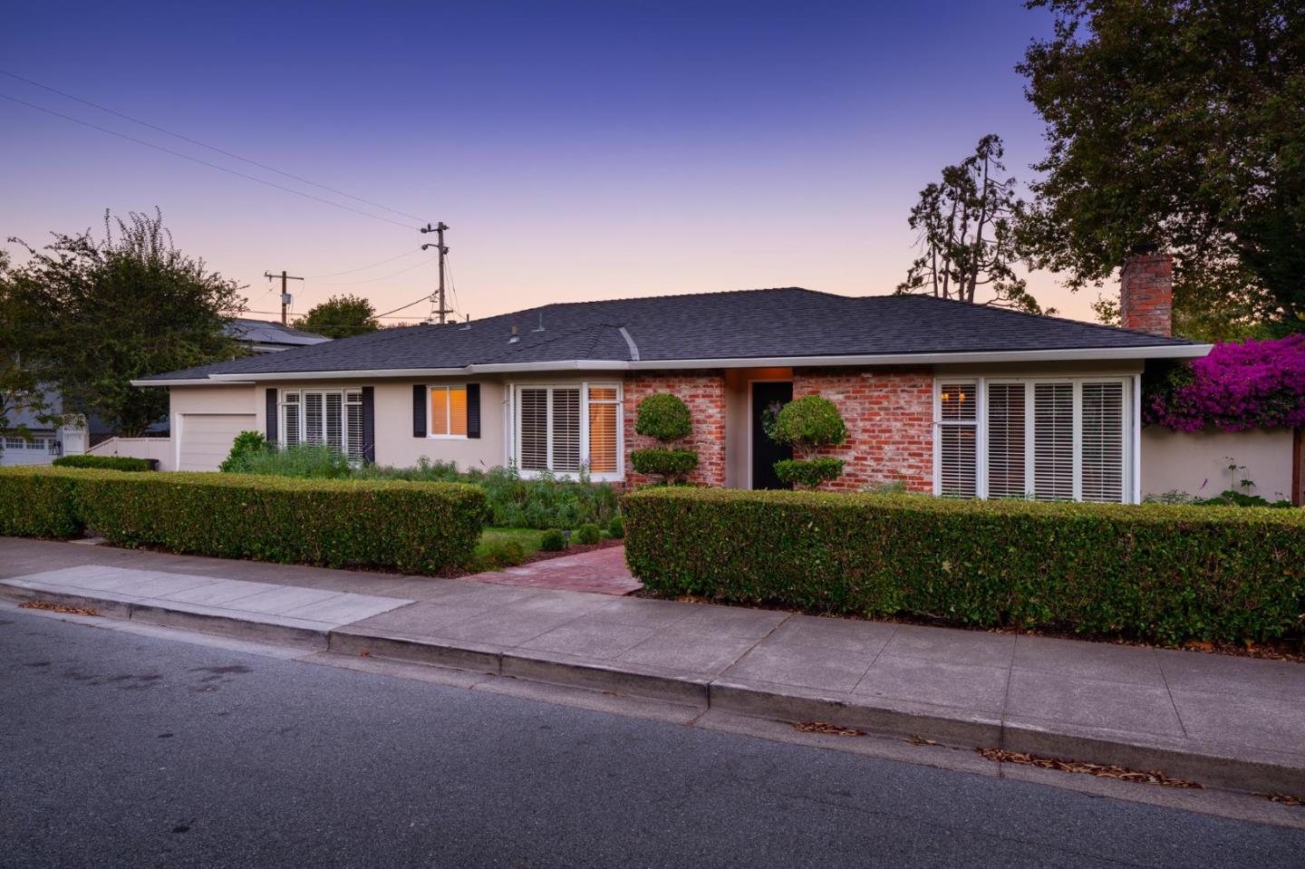 267 Eaton Road San Mateo, CA 94402 - Photo 5 of 34 Gallery Image 5