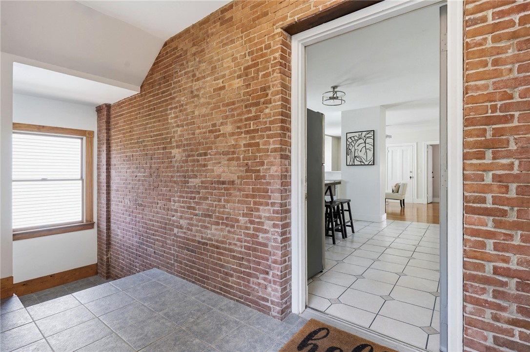 179 Transit Street, Unit 2 Providence, RI 02906 - Photo 5 of 25