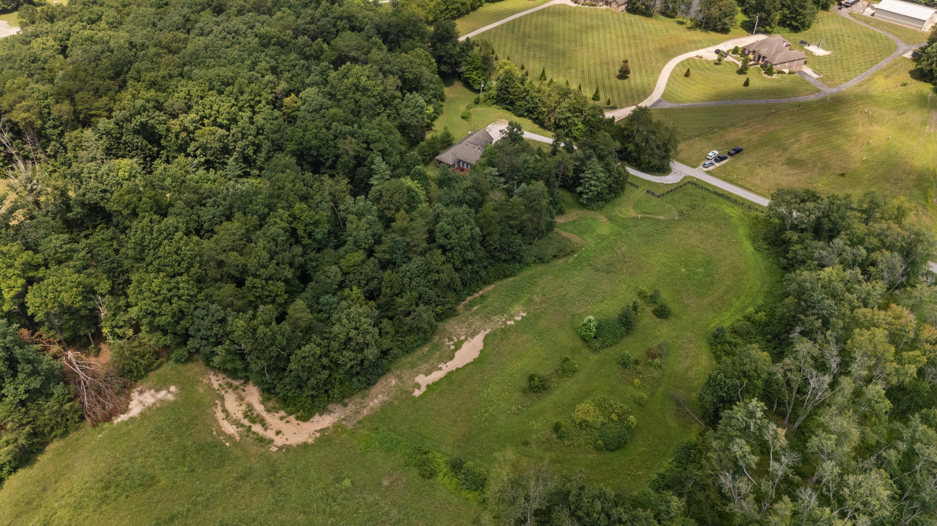 625 Pine Ridge Road Winchester, KY 40391 - Photo 35 of 46 DJI_20260728130510_0660_D