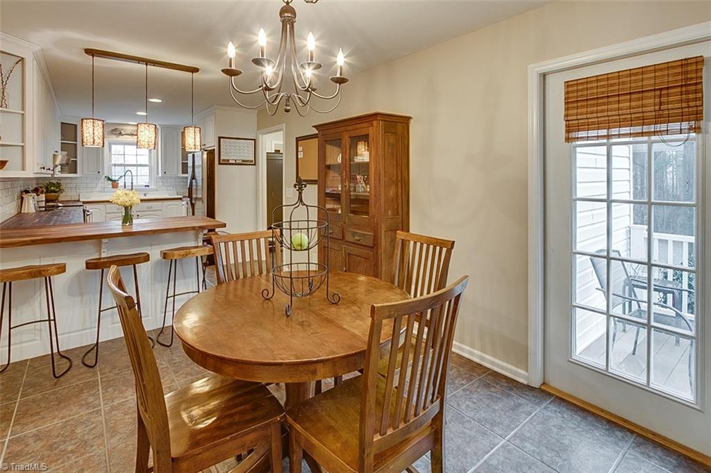 Breakfast area