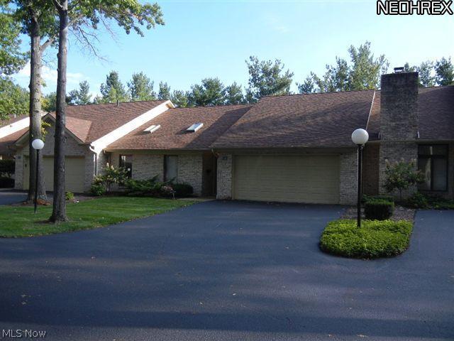 1260 Boardman-Canfield Road, Unit J27 Youngstown, OH 44512 - Photo 1 of 9