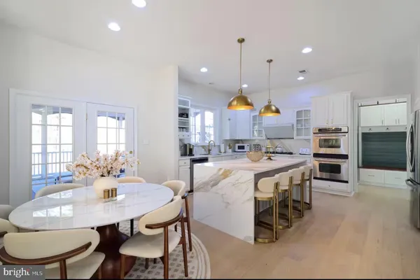 $1,650,000 | 42346 Ponderosa Drive, Chantilly, VA 20152