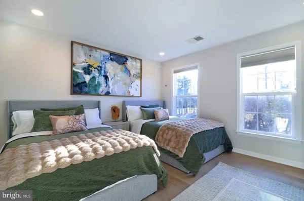 $1,650,000 | 42346 Ponderosa Drive, Chantilly, VA 20152