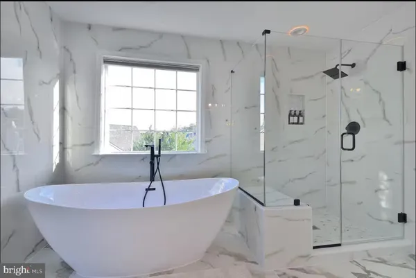 $1,650,000 | 42346 Ponderosa Drive, Chantilly, VA 20152