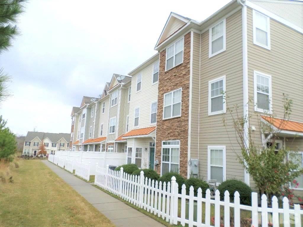 11721 Coppergate Drive, Unit 107 Raleigh, NC 27614 - Photo 4 of 20