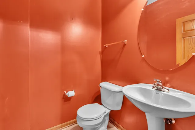 $289,900 | 2820 Glacier Way, Unit B, Wauconda, IL 60084