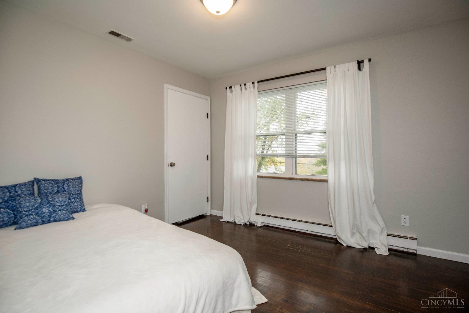 5579 Dry Ridge Road Cincinnati, OH 45252 - Photo 15 of 33 Gallery Image 15