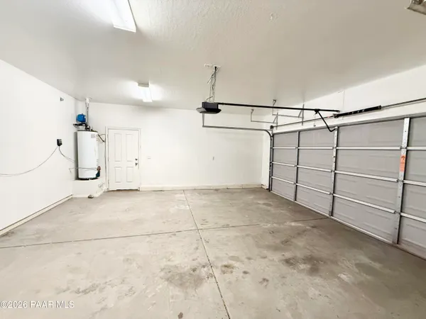 a view of a garage