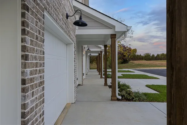 $1,700 | 2624 South Main Street, Unit 17, Springfield, TN 37172