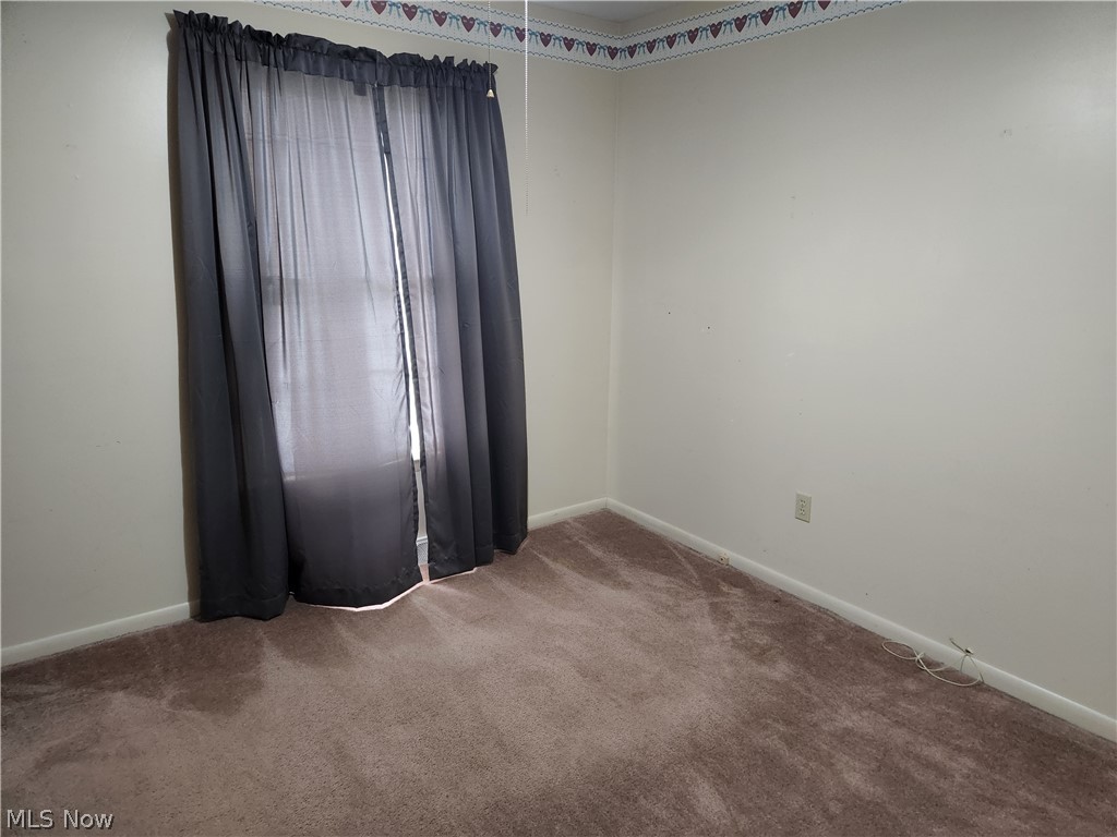 6474 Shaffer Road Northwest Warren, OH 44481 - Photo 10 of 22 Gallery Image 10