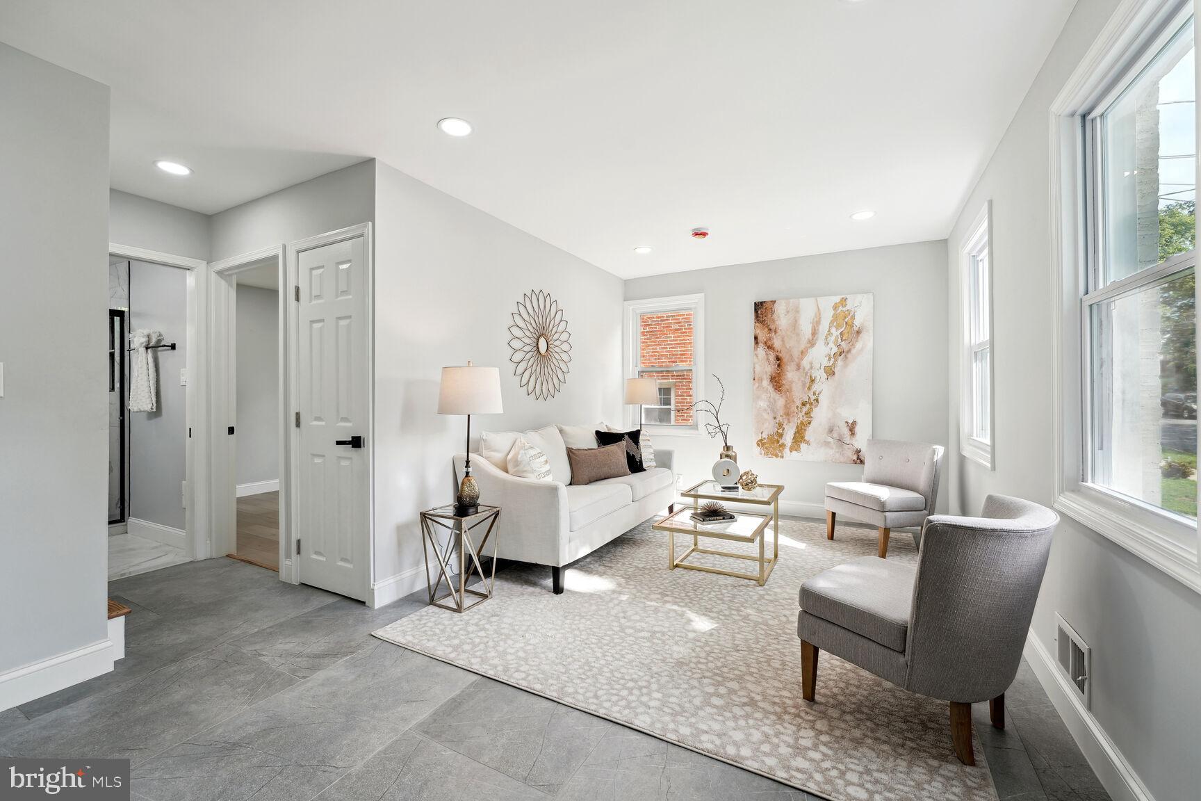 10412 Hayes Avenue Silver Spring, MD 20902 - Photo 3 of 35