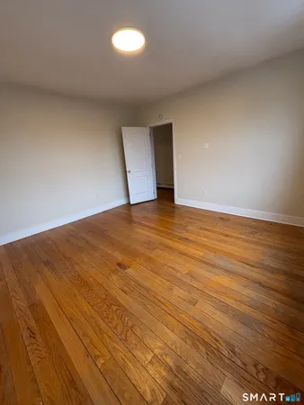 $2,600 | 2395 East Main Street, Bridgeport, CT 06610