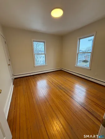$2,600 | 2395 East Main Street, Bridgeport, CT 06610