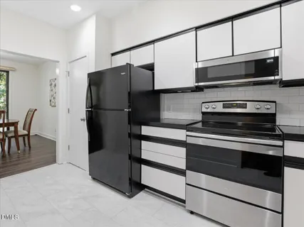 $335,000 | 13 Vauxhall Place, Chapel Hill, NC 27517