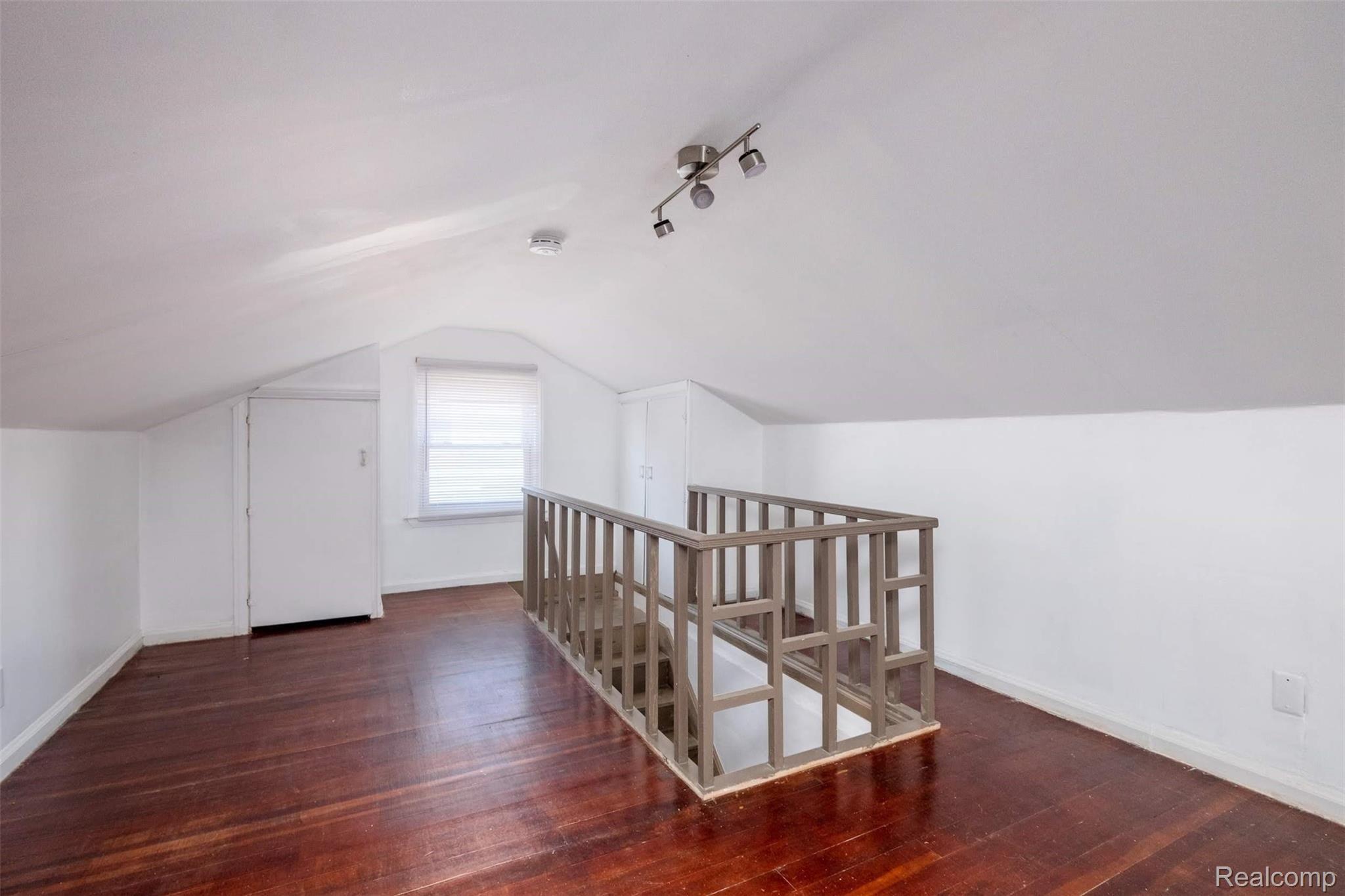 1784 Hampton Road Grosse Pointe, MI 48236 - Photo 22 of 33 1784 Hampton-22.jpg