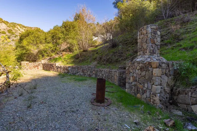 $712,500 | 16840 Maricopa Highway, Ojai, CA 93023