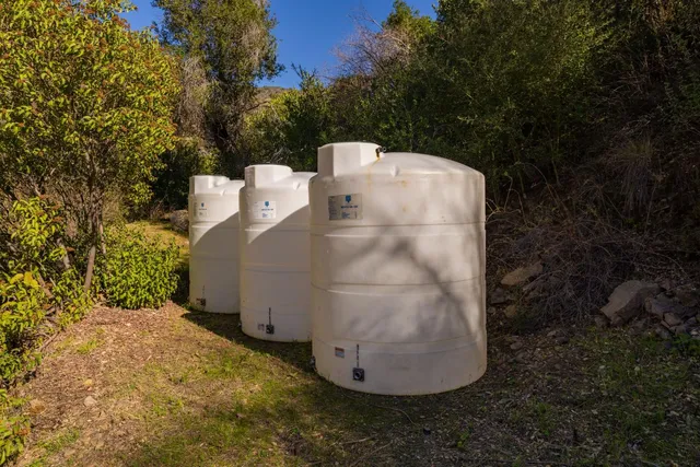 $712,500 | 16840 Maricopa Highway, Ojai, CA 93023