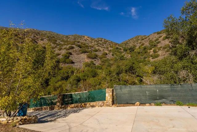$712,500 | 16840 Maricopa Highway, Ojai, CA 93023