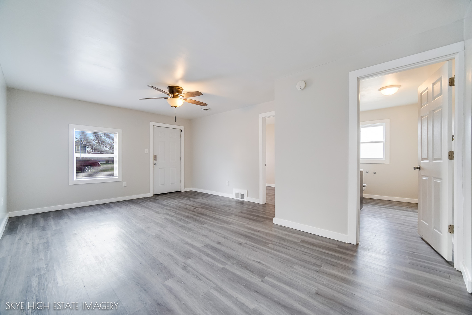 608 Fox Street Joliet, IL 60432 - Photo 4 of 11