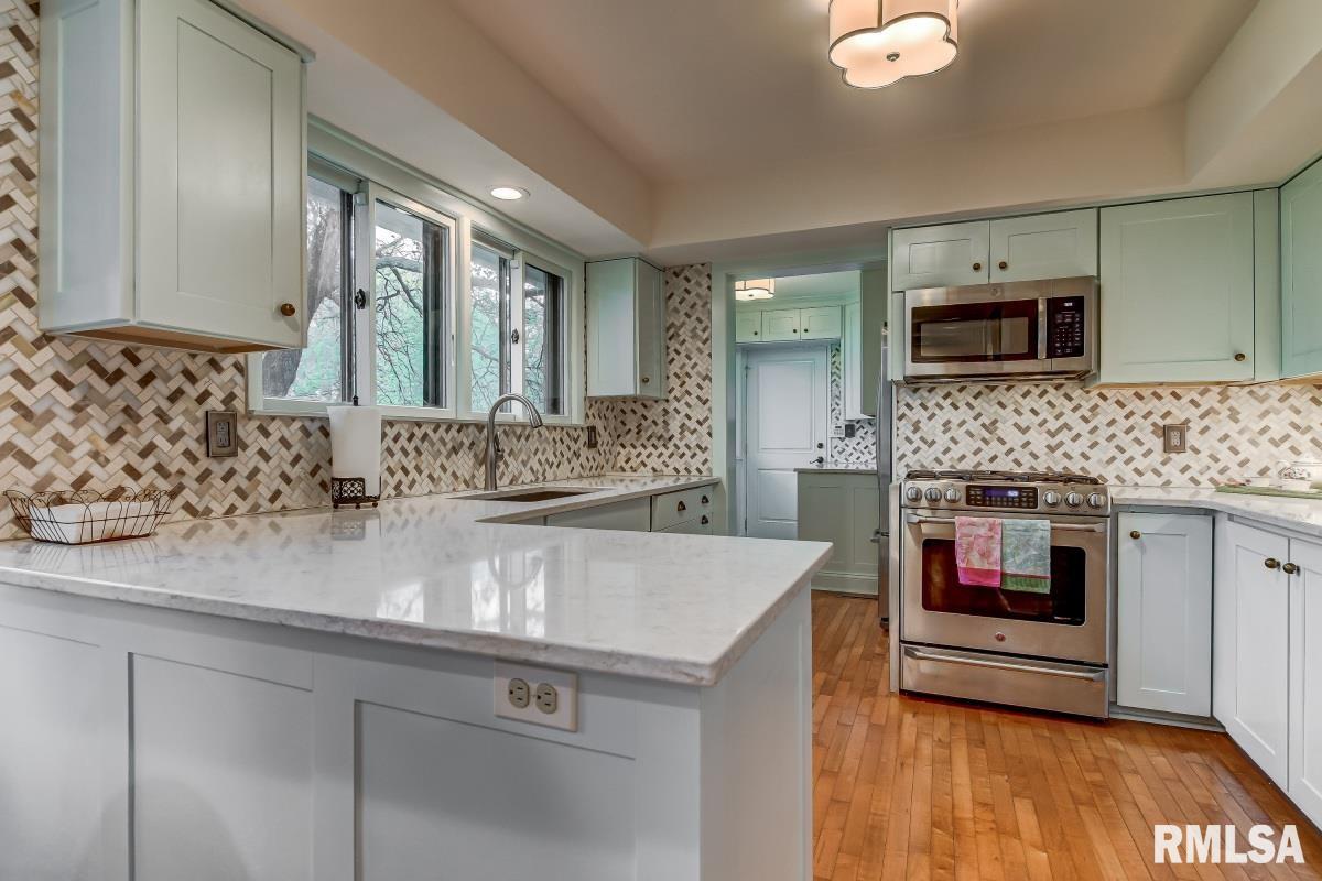 33 Top Hill Lane Springfield, IL 62704 - Photo 23 of 48