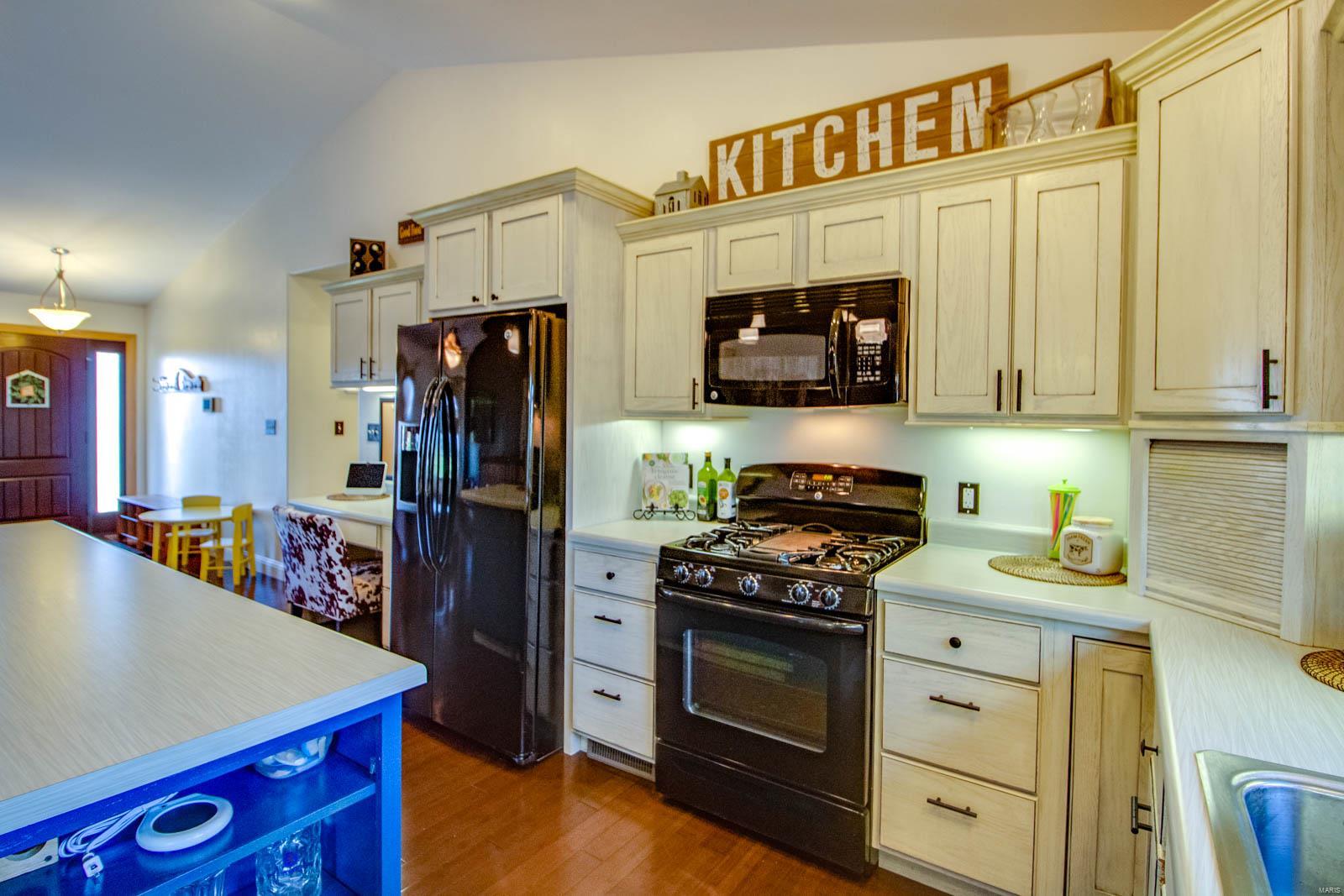 2650 Vulliet Road Highland, IL 62249 - Photo 15 of 52 Gallery Image 15