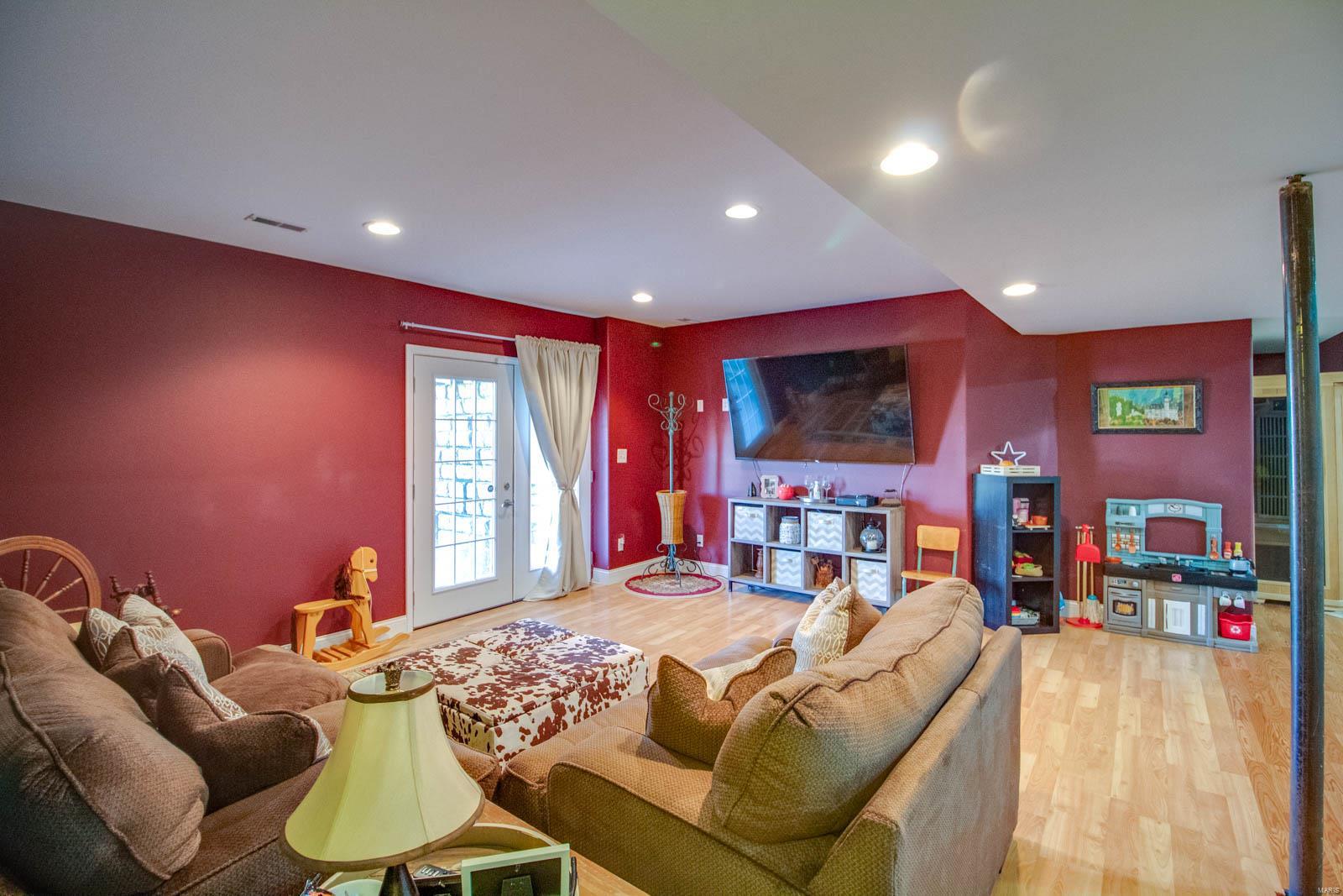 2650 Vulliet Road Highland, IL 62249 - Photo 37 of 52 Gallery Image 37