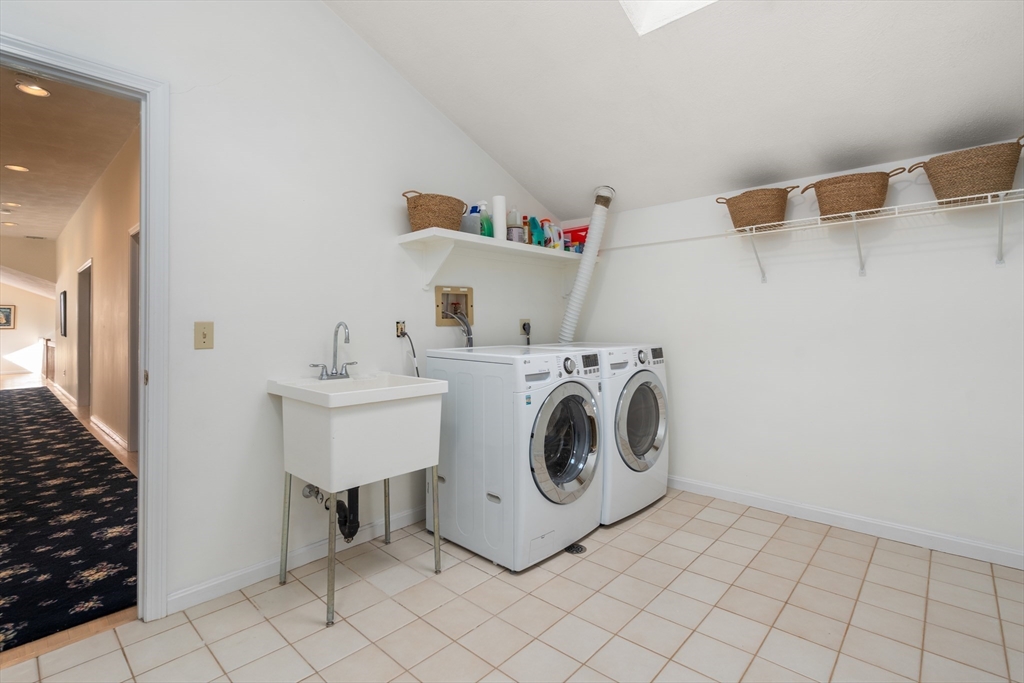 18 Fox Run Road Sudbury, MA 01776 - Photo 26 of 41 a utility room with dryer and washer