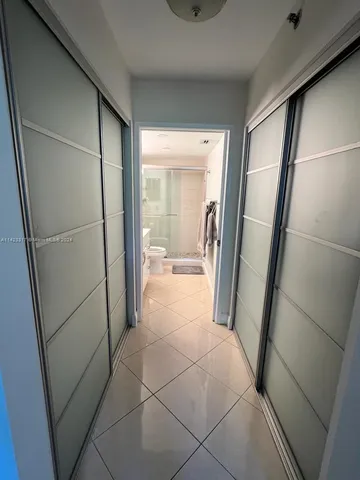 $5,000 | 19901 East Country Club Drive, Unit 2505, Aventura, FL 33180