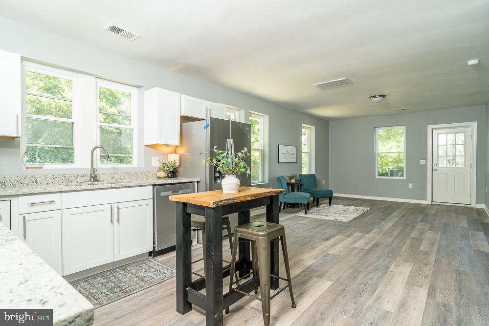 21055 Old Orange Road Culpeper, VA 22701 - Photo 4 of 46 Gallery Image 4