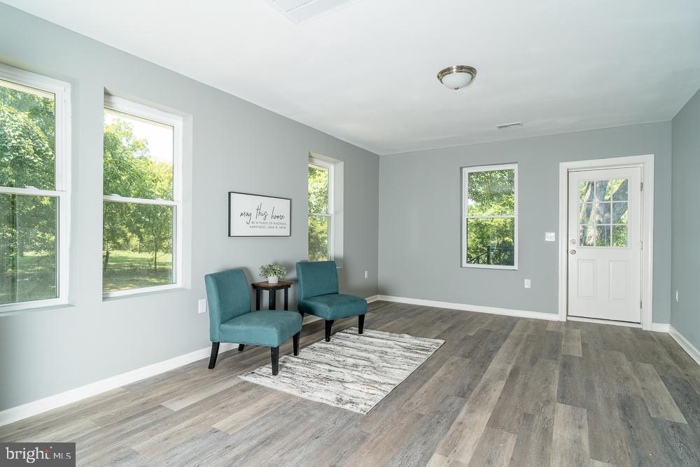 21055 Old Orange Road Culpeper, VA 22701 - Photo 7 of 46 Gallery Image 7