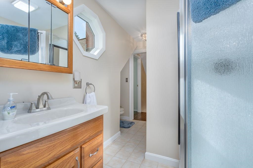 27 Hampshire Avenue Rochester, NH 03867 - Photo 20 of 44