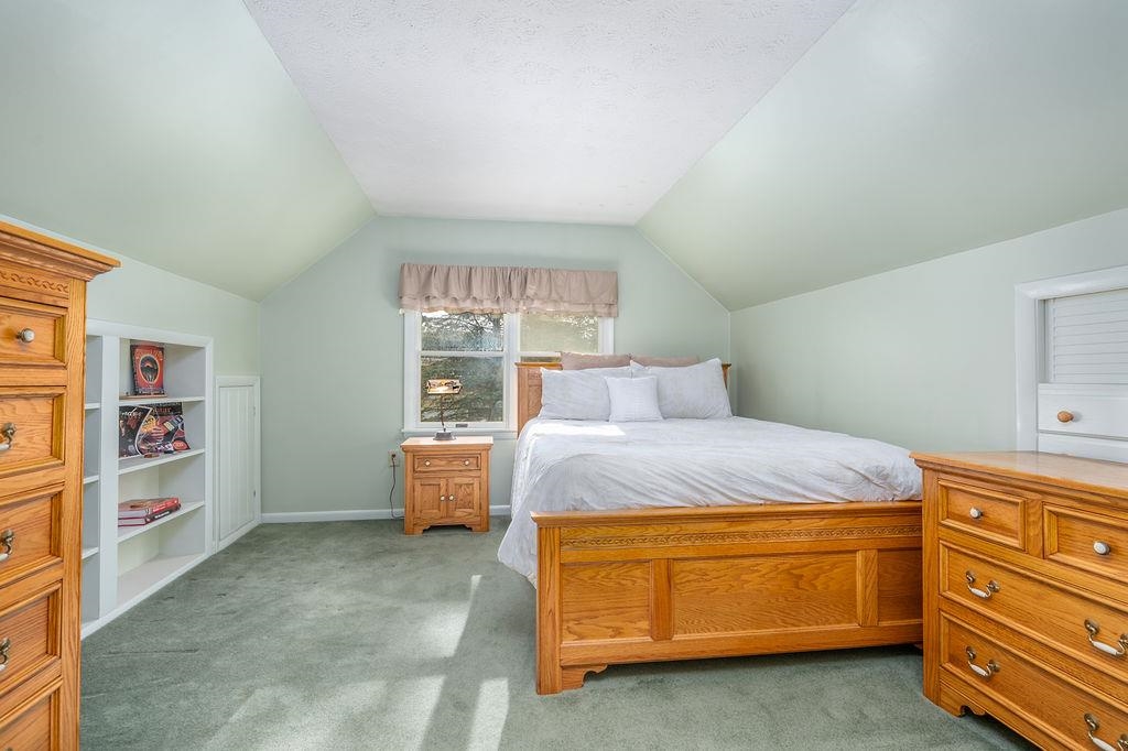 27 Hampshire Avenue Rochester, NH 03867 - Photo 21 of 44