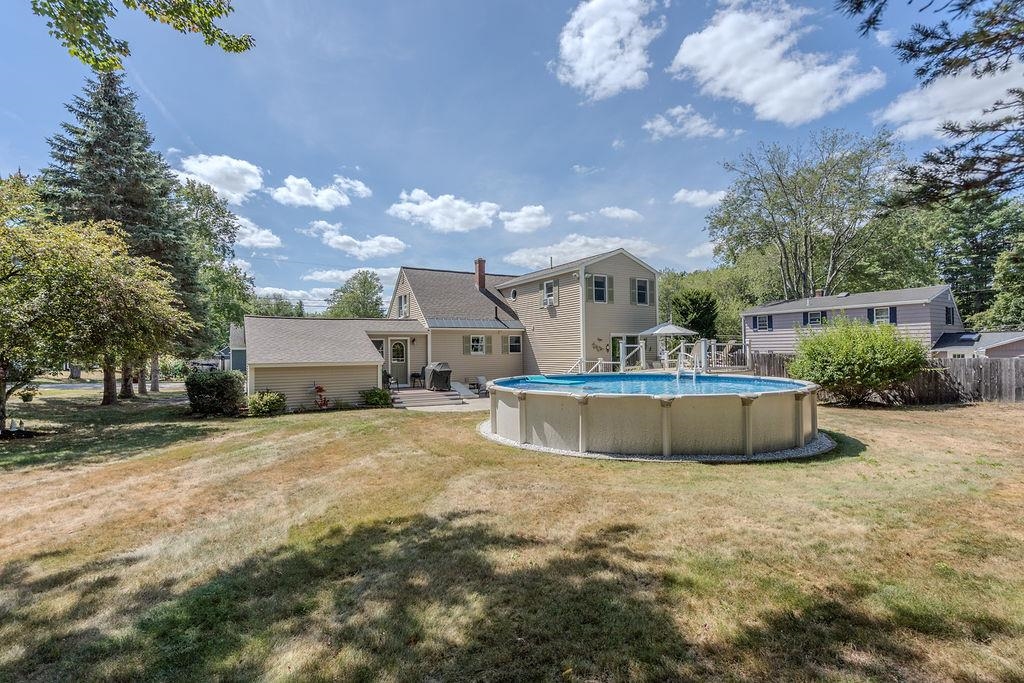 27 Hampshire Avenue Rochester, NH 03867 - Photo 31 of 44