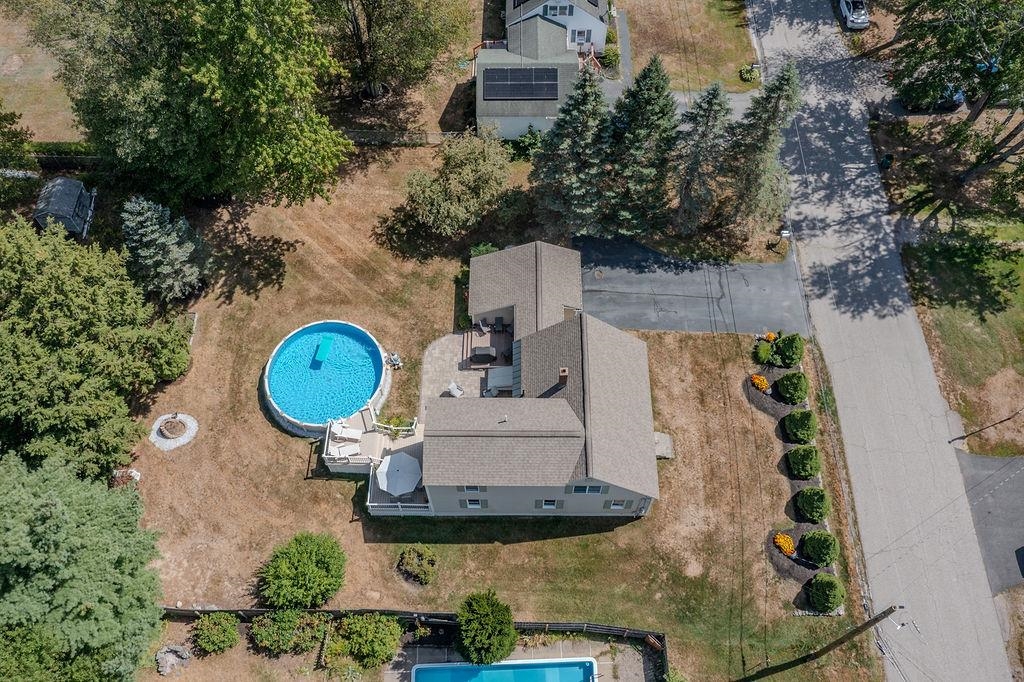 27 Hampshire Avenue Rochester, NH 03867 - Photo 35 of 44