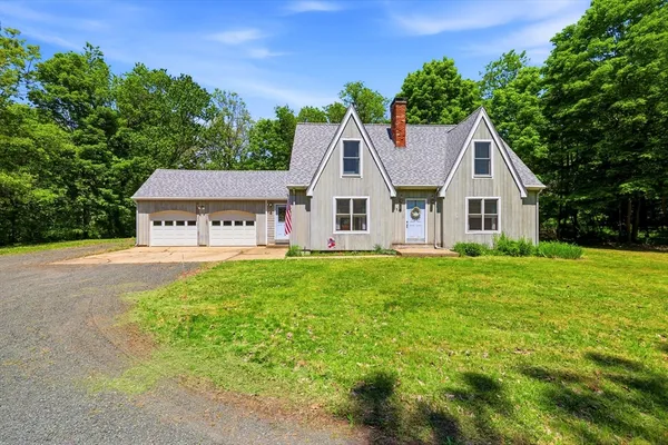 $600,000 | 16 Old Long Plain Road, Leverett, MA 01054