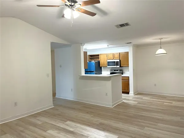 $1,590 | 18119 Bridle Club Drive, Unit 18119, Tampa, FL 33647