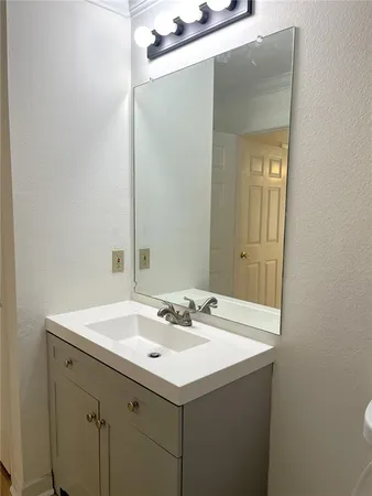 $1,590 | 18119 Bridle Club Drive, Unit 18119, Tampa, FL 33647