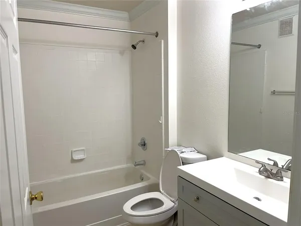 $1,590 | 18119 Bridle Club Drive, Unit 18119, Tampa, FL 33647