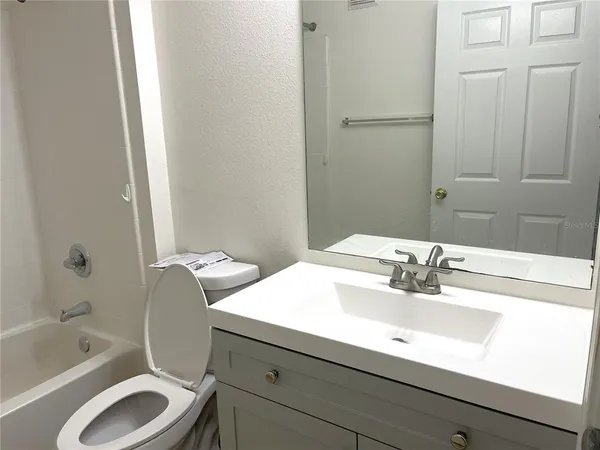 $1,590 | 18119 Bridle Club Drive, Unit 18119, Tampa, FL 33647