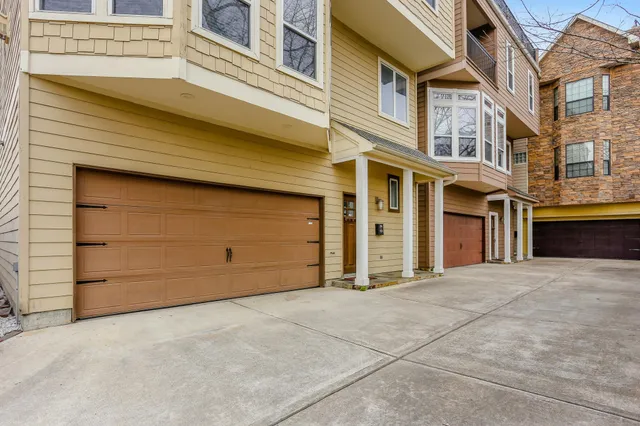 $2,600 | 306 Enid Street, Unit A, Houston, TX 77009