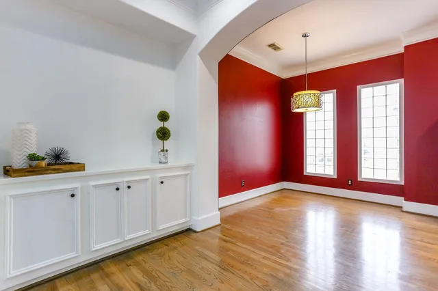 $2,600 | 306 Enid Street, Unit A, Houston, TX 77009