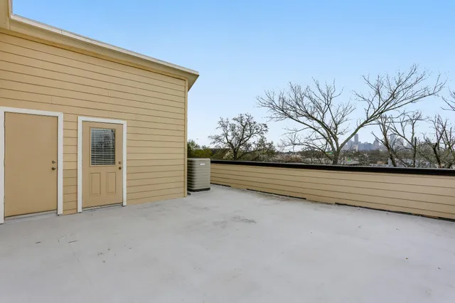 $2,600 | 306 Enid Street, Unit A, Houston, TX 77009